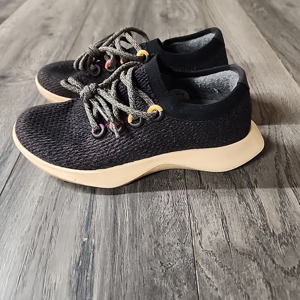 Allbirds Wool Runners Women’s Black Orange Merino Wool Lace-up Shoes Size 7.5 - Picture 4 of 8